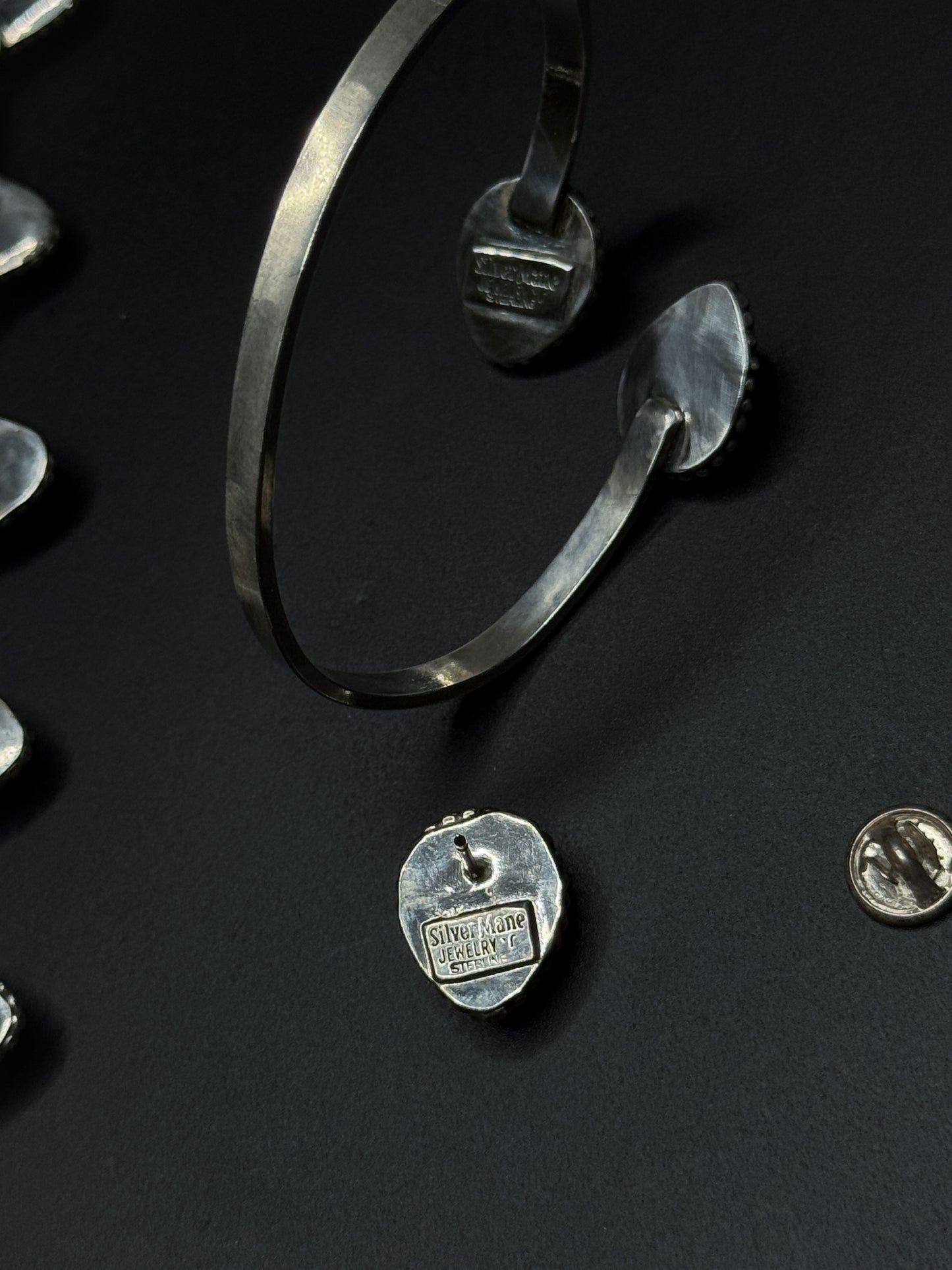 Onyx pin and cuff back plate stamping